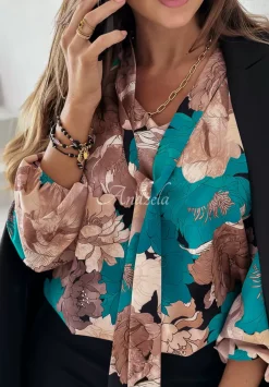 Bluzka W Kwiaty Z Wiazaniem Garden Glamour Bezowa
