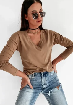 Bluzka Z Dekoltem W Serek Basic Camelowa