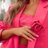 Broszka W Ksztalcie Rozy Think About Me Neonowy Rozowy