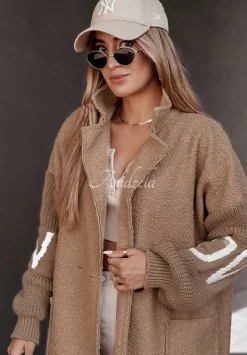 Dlugi Plaszcz Z Imitacji Kozucha Love Bezowy