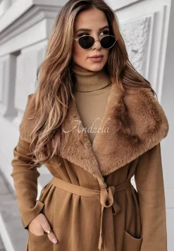 Dzianinowy Plaszcz Z Futrem Autumn Rain Camelowy