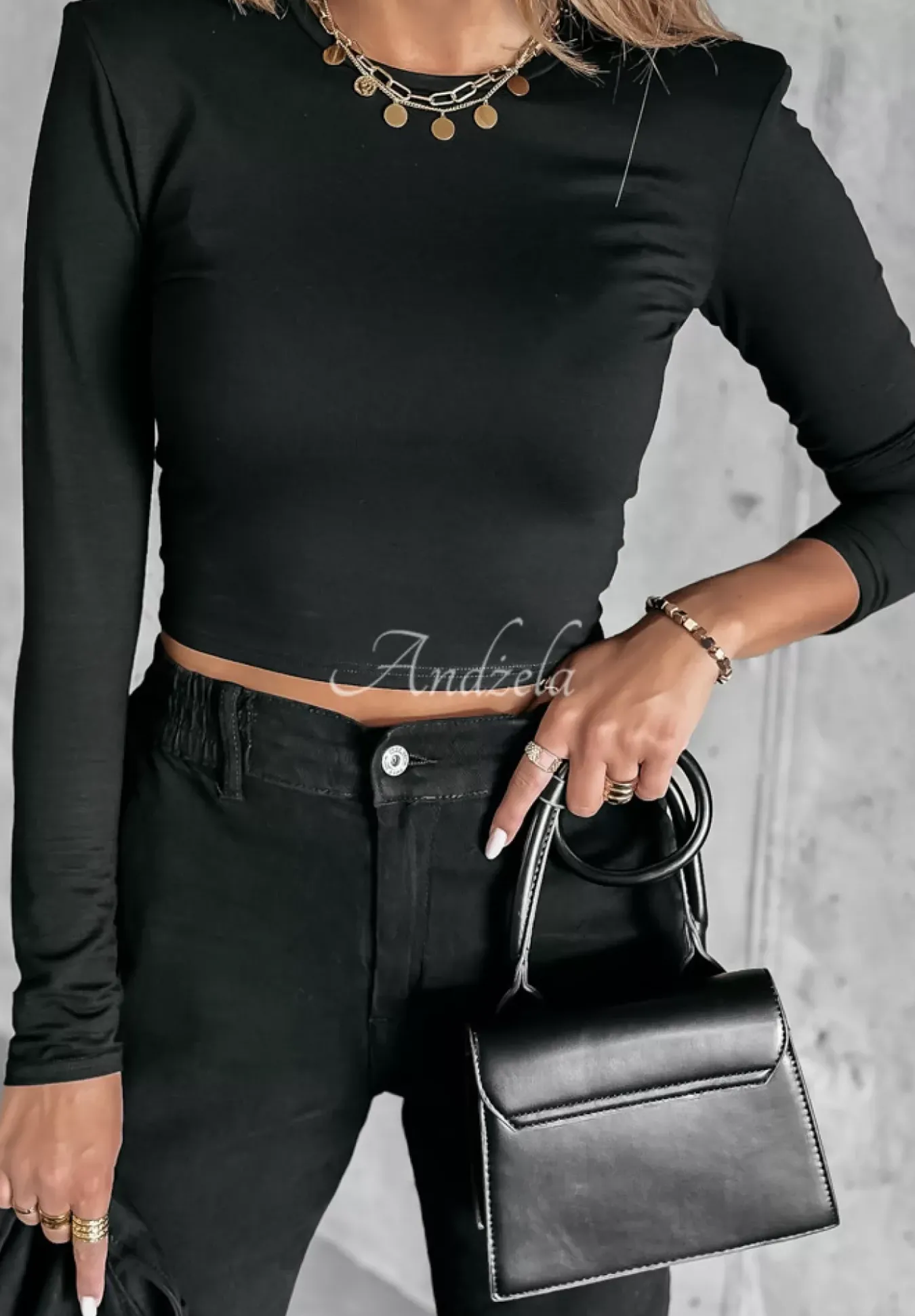 Krotka Bluzka Femme Finesse Czarna