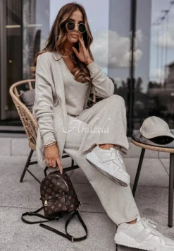 Krotki Kardigan Oversize Z Kieszeniami Desire Bezowy