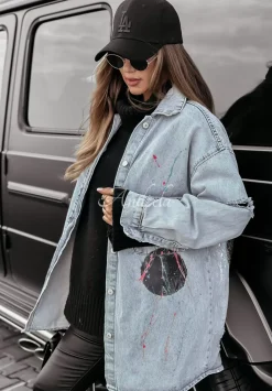 Kurtka Jeansowa Z Przetarciami I Nadrukiem Astro Lips Jasnoniebieska