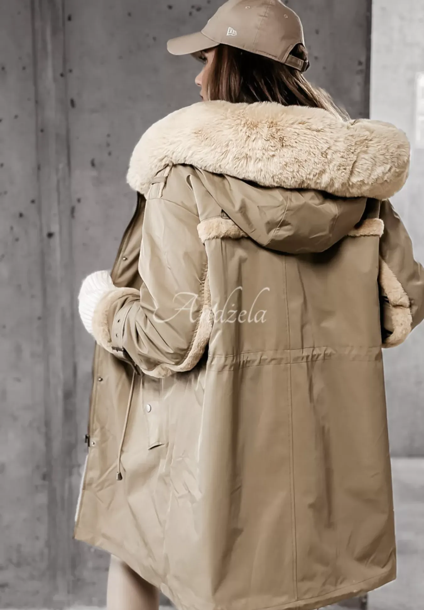 Kurtka Parka Z Futerkiem Canada Khaki