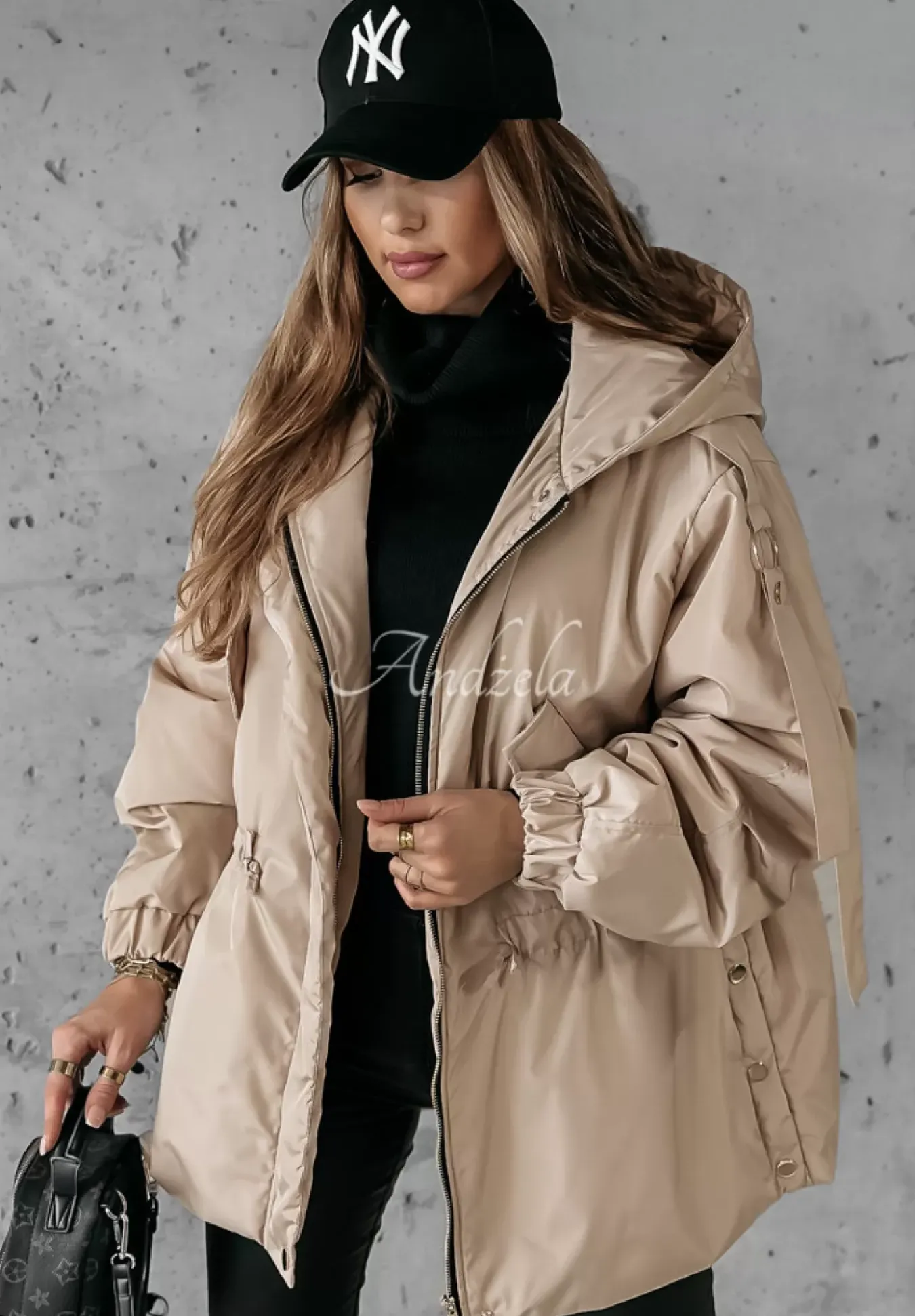 Kurtka Parka Z Kapturem Changing Seasons Bezowa