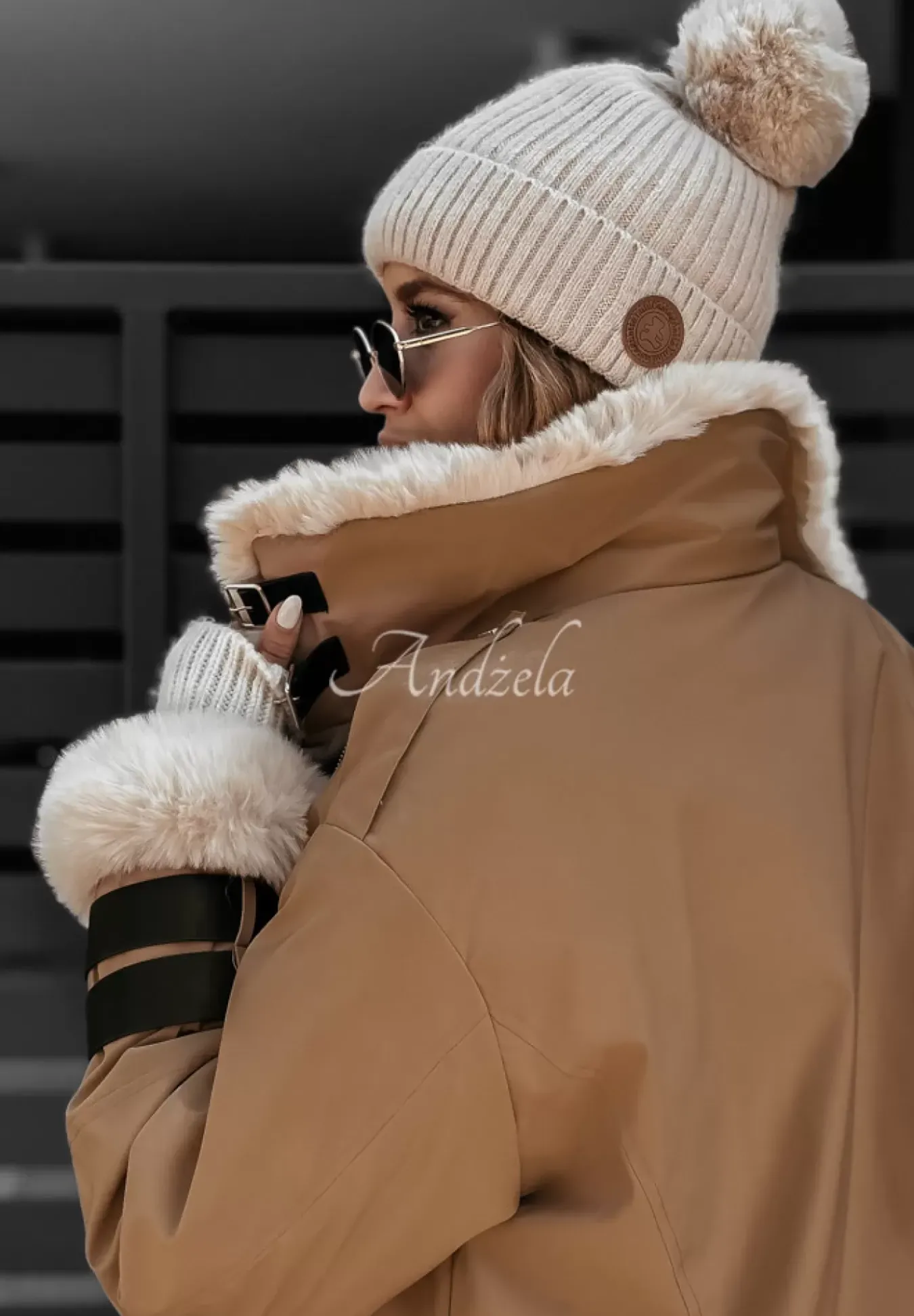Kurtka Z Futerkiem Cold Of Winter Camelowa