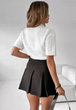 Ozdobnie Pleciony Sweter Z Perelkami Autumn Aura Ecru