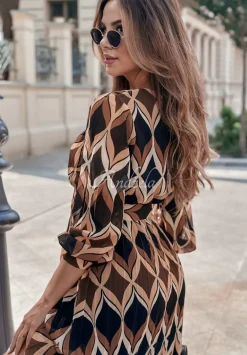 Plisowana Sukienka Maxi We Wzory Kristine Czarno-Camelowa