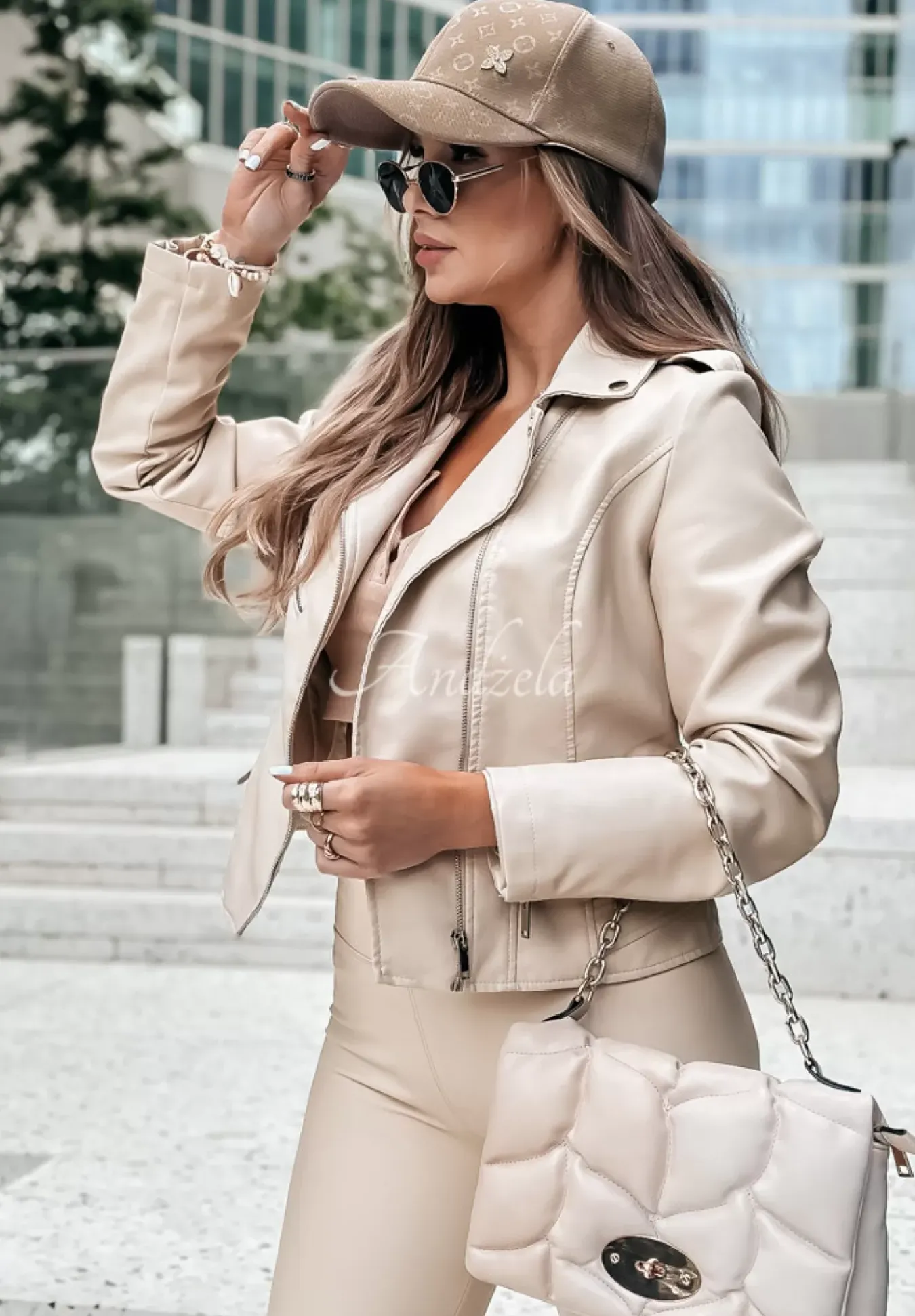 Ramoneska Z Imitacji Skory Audrey Bezowa