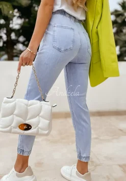 Spodnie Jeansowe Joggery Z Krysztalkami Sparkling Jasnoniebieskie