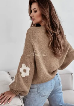 Sweter Oversize W Kwiaty Be My Flower Camelowy