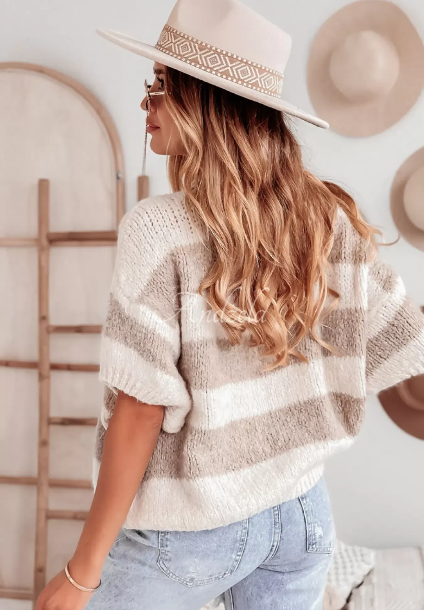 Sweter Oversize W Paski Newport Bezowy