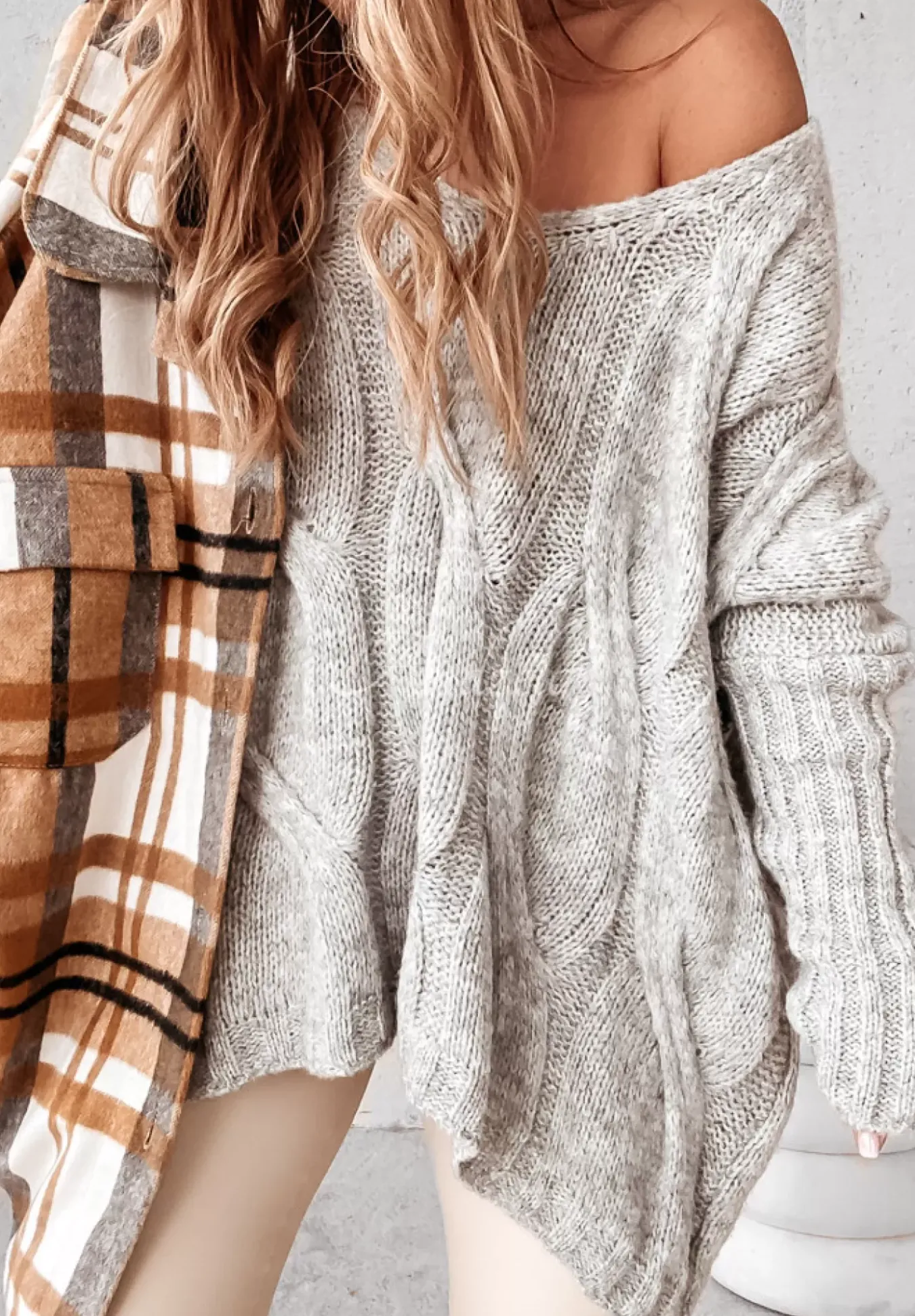 Sweter Oversize Z Ozdobnym Splotem Morley Szary