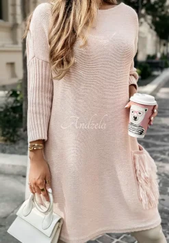 Sweter Sukienka Oversize Z Fredzlami Hot Tea Pudrowy Roz