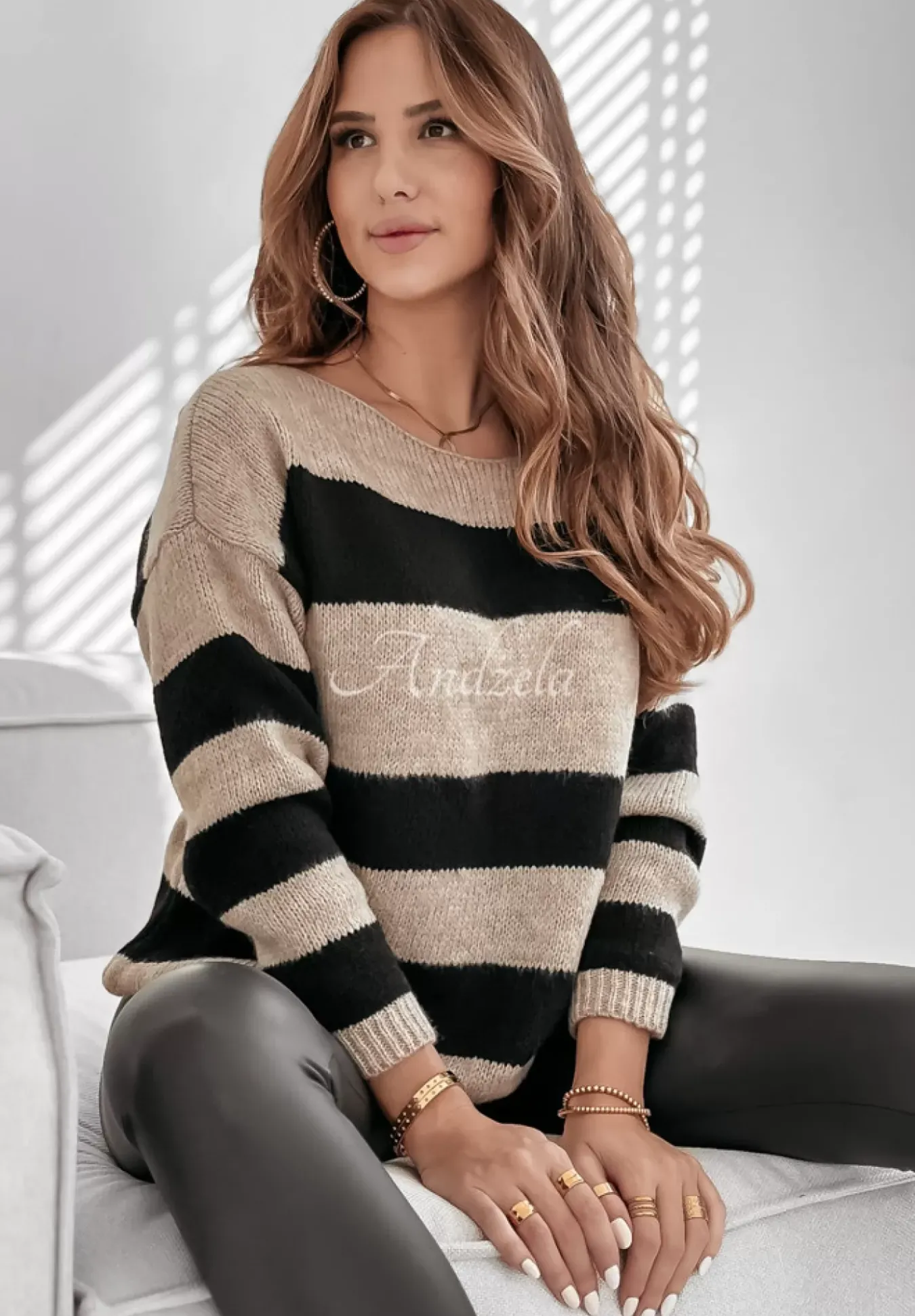 Sweter W Paski Colorful Autumn Bezowo-Czarny