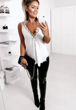 Top Na Ramiaczkach Z Koronka Mua Bialy