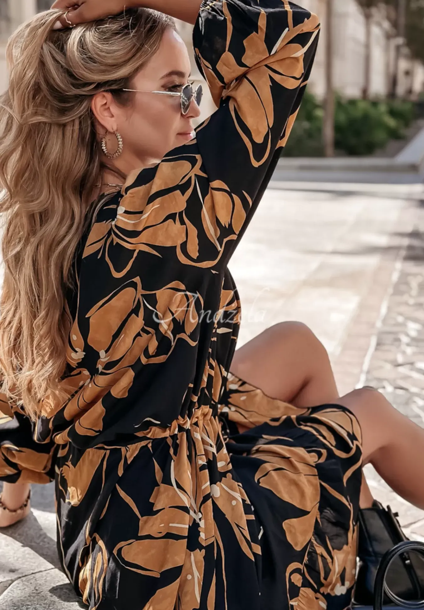 Wzorzysta Sukienka Z Falbankami Rayla Czarna